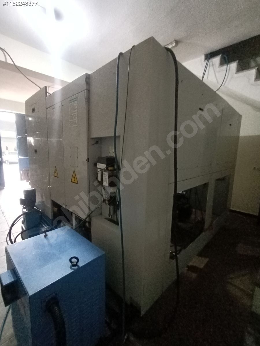 MAZAK VTC-200B DİK İŞLEM MERKEZİ