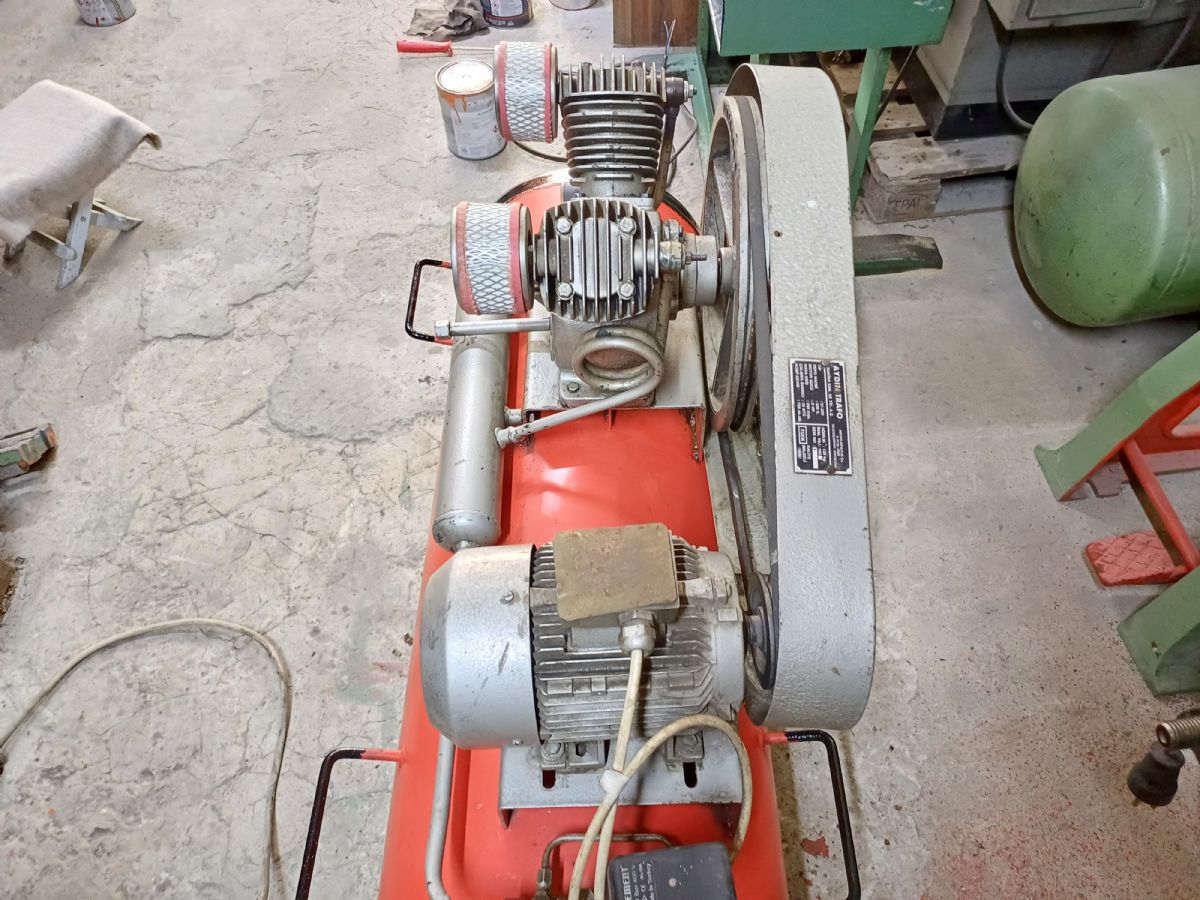 AYDIN TRAFO 200 LÜK PİSTONLU KOMPRESÖR