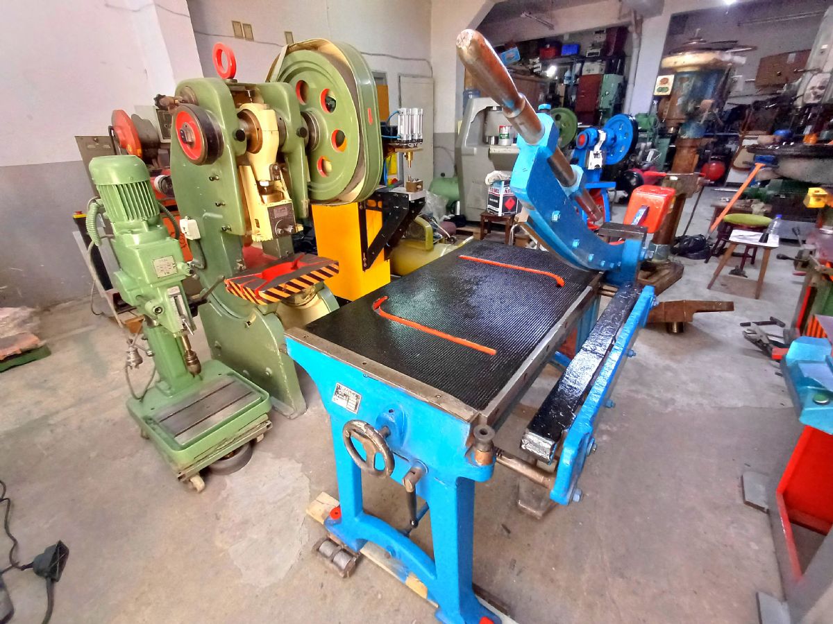 BAYKAL 105 CM KOLLU GİYOTİN MAKAS