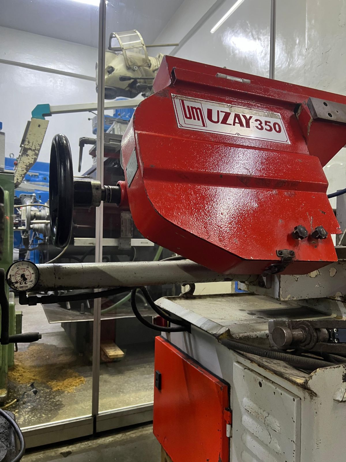 Uzay 350 lik Şerit Testere Tam Otomatik TEMİZ