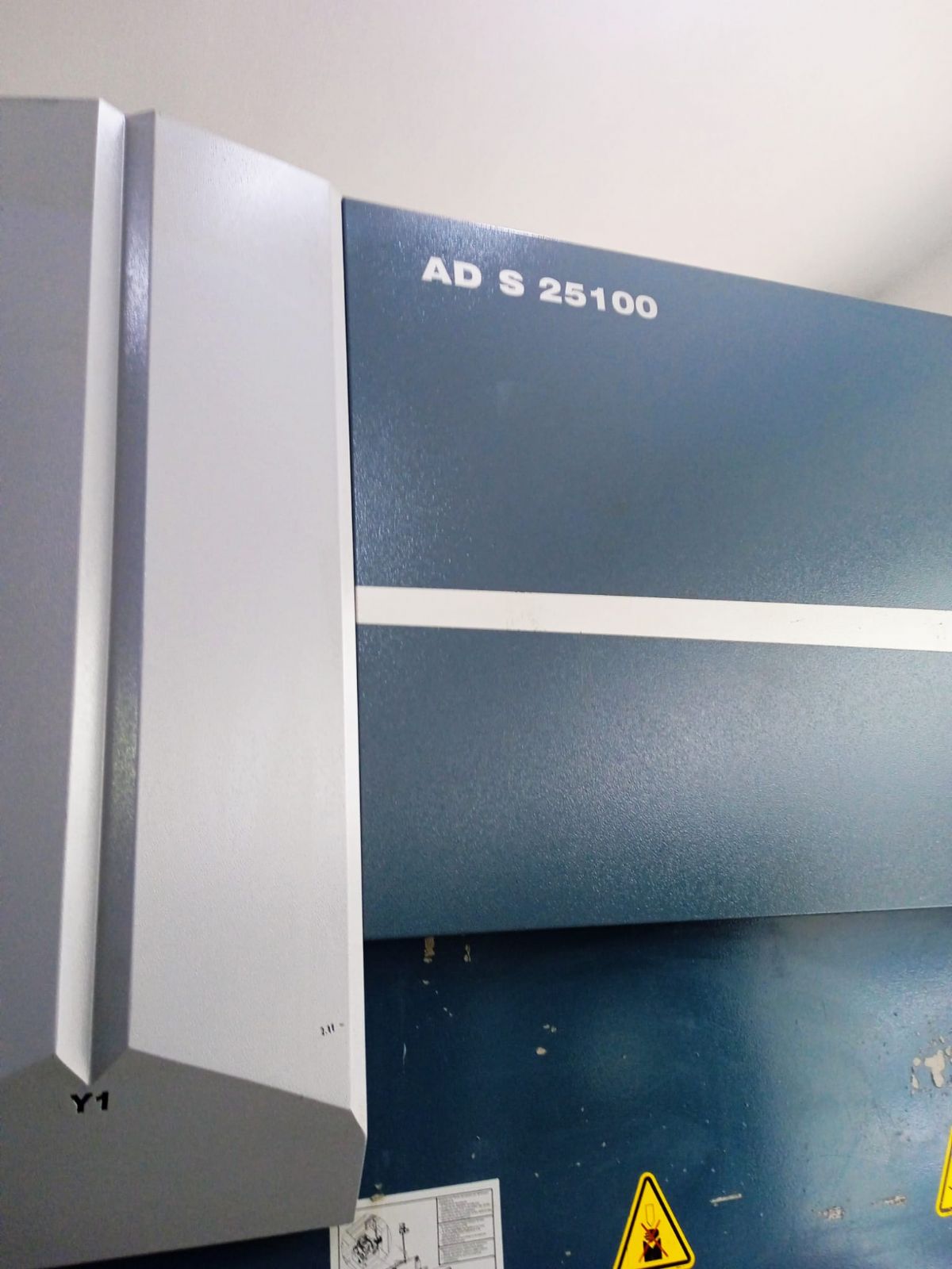 DURMA CNC HİDROLİK ABKANT AD-S 25100 2500x6 mm